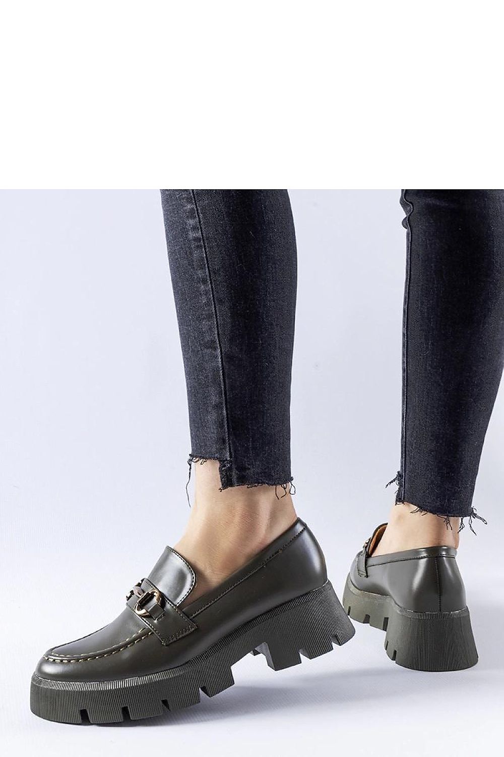   Zielone mokasyny z klamerką Cerzeto - Solea 