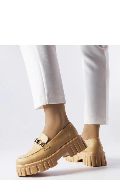   Beżowe mokasyny na platformie Frisco - Solea 