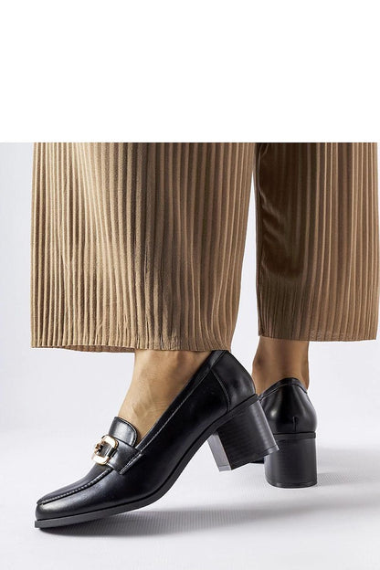   Czarne klasyczne mokasyny z klamerką Artus - Solea 
