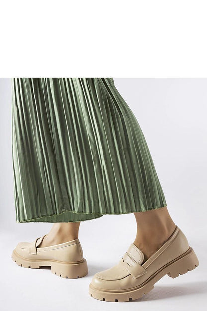   Beżowe eleganckie mokasyny Puccianiello - Solea 