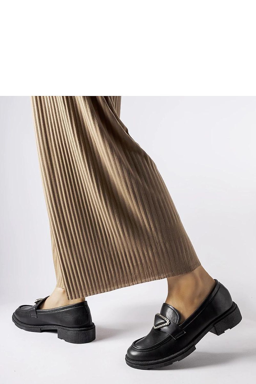   Czarne mokasyny zdobione cyrkoniami Marsilius - Solea 