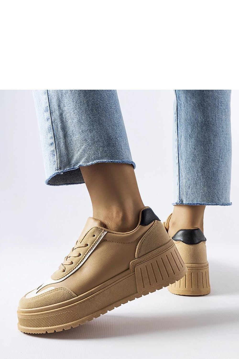   Beżowe sneakersy na grubej platformie Seluci - Solea 