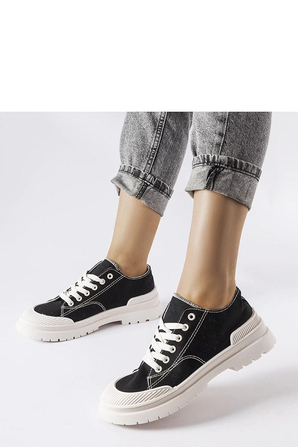   Czarne materiałowe trampki Nassar - Solea 