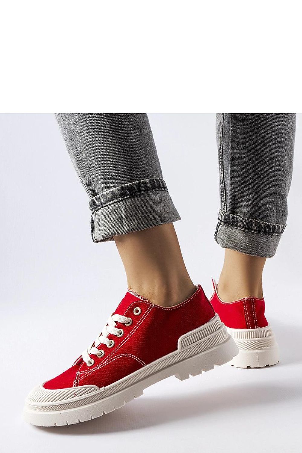   Czerwone materiałowe trampki Nassar - Solea 