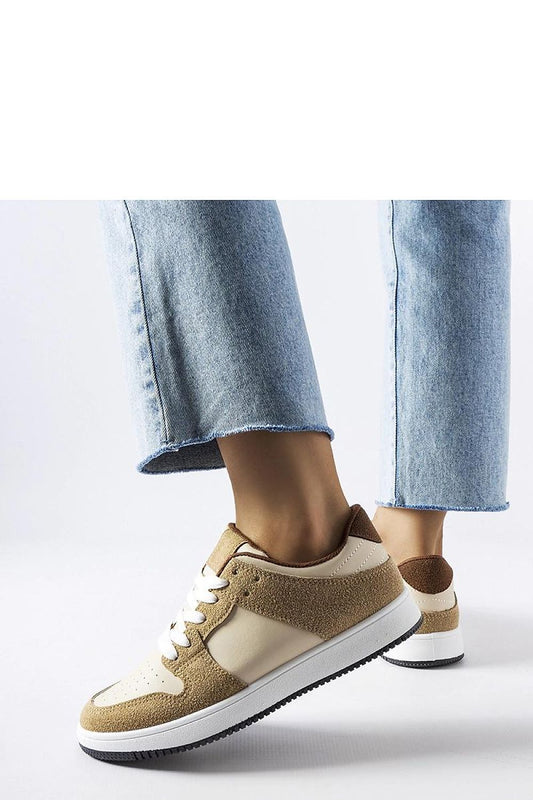   Beżowe sneakersy Jacqueline - Solea 