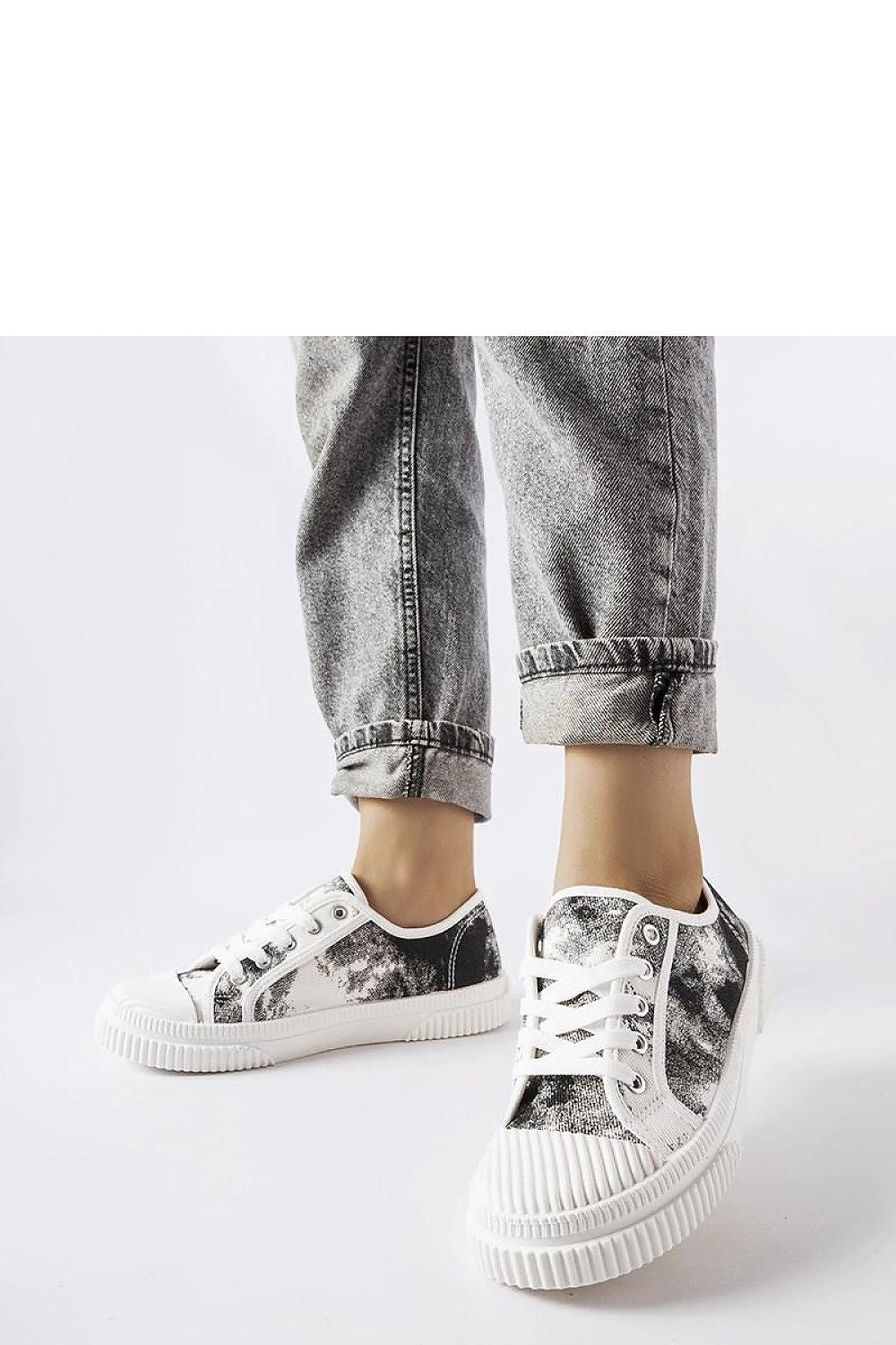   Czarne trampki z efektem sprania Clavet - Solea 