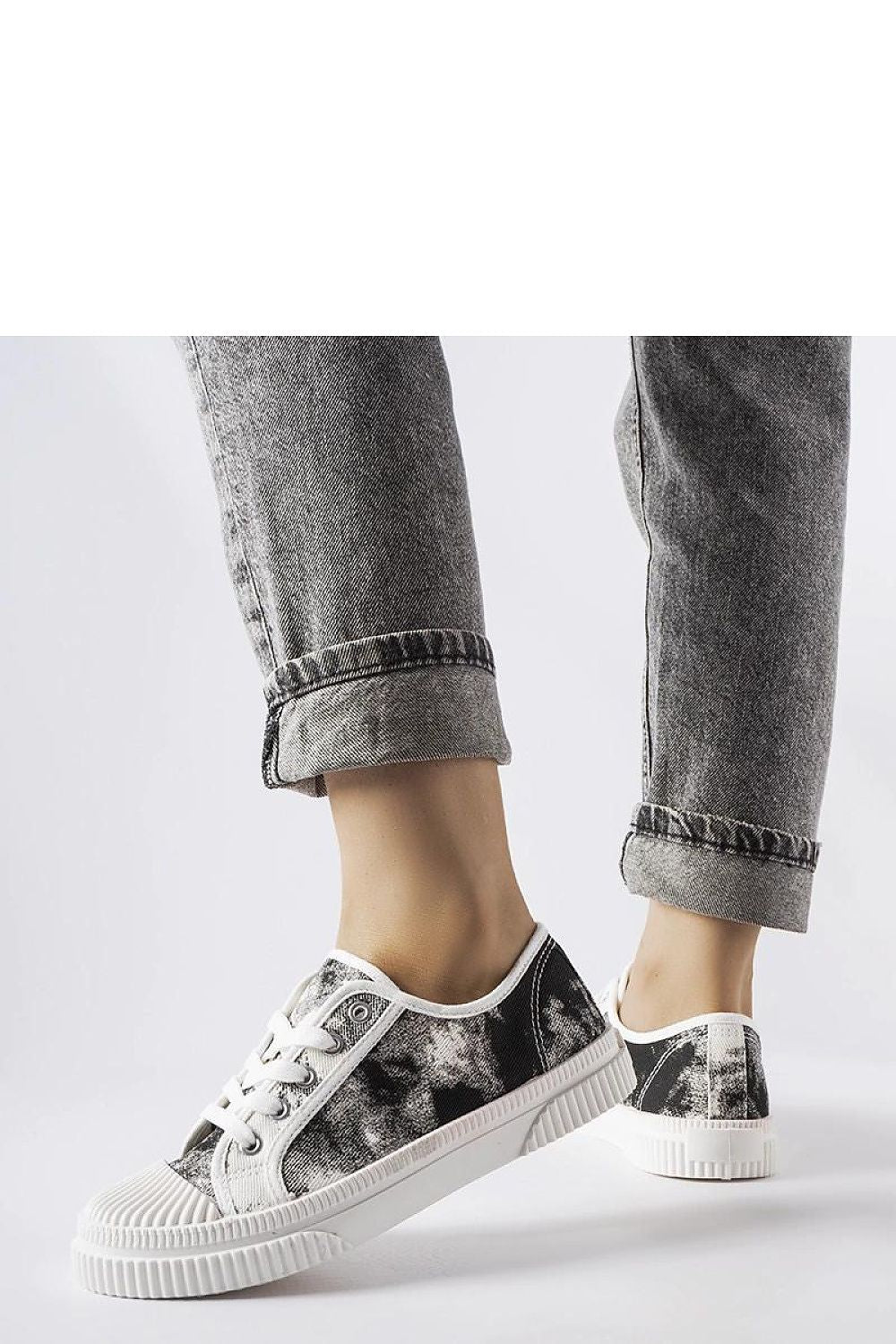   Czarne trampki z efektem sprania Clavet - Solea 