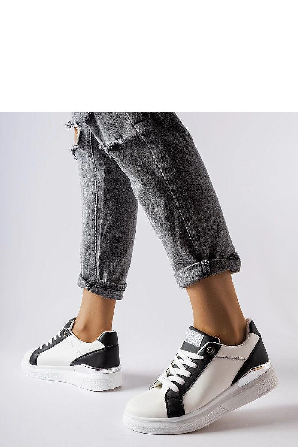   Biało-czarne buty ze srebrnym akcentem Palais - Solea 