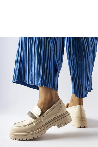   Beżowe mokasyny z cyrkoniami Hartford - Solea 