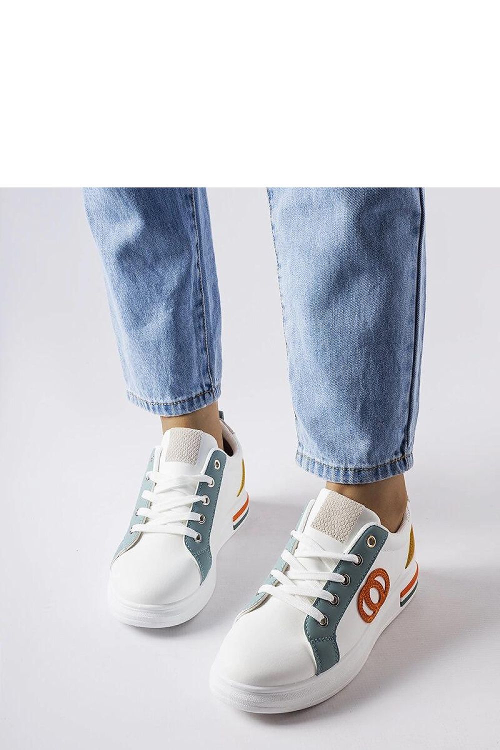   Białe sneakersy z kolorowymi wstawkami Passaic - Solea 