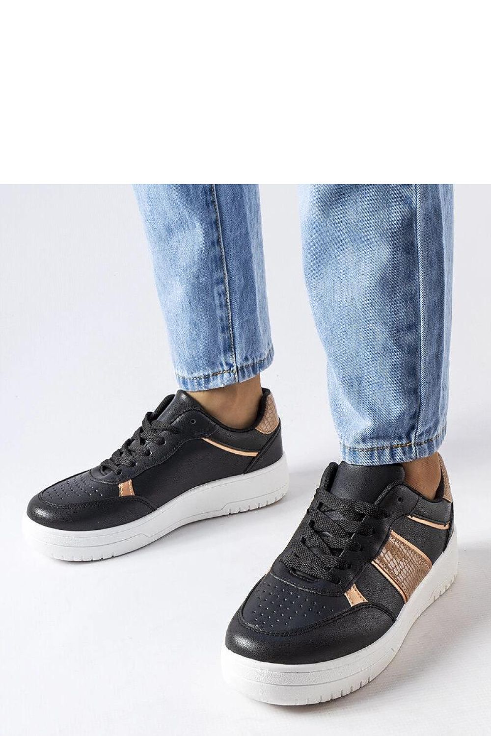   Czarno-złote sportowe sneakersy Parma - Solea 