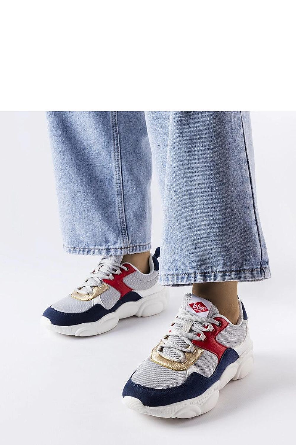   Damskie szare buty sportowe LCWL-20-39-032 - Solea 