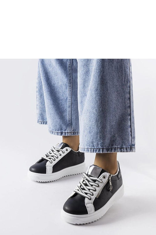   Czarne sneakersy na platformie Romola - Solea 