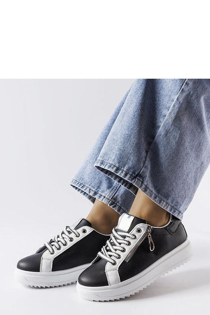   Czarne sneakersy na platformie Romola - Solea 