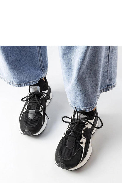   Czarno-białe stylowe sneakersy Begins - Solea 