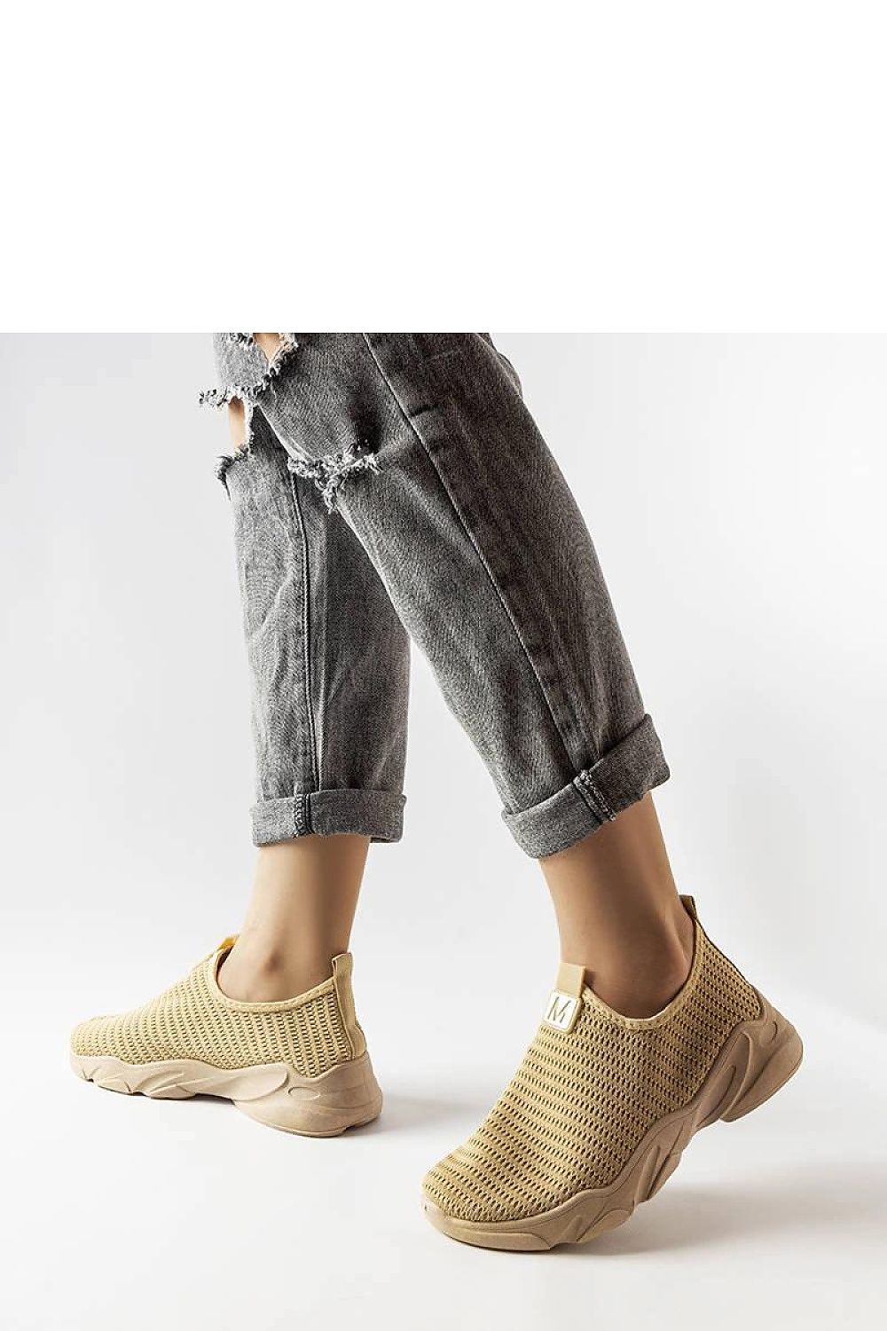   Ciemnobeżowe wsuwane buty sportowe damskie Azalee - Solea 