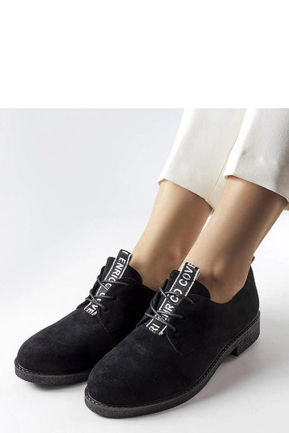   Czarne półbuty z eko-zamszu Sunderland - Solea 