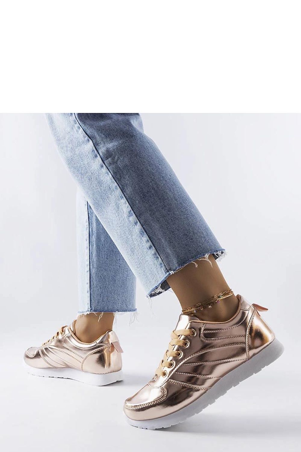   Złote sneakersy Quessy - Solea 