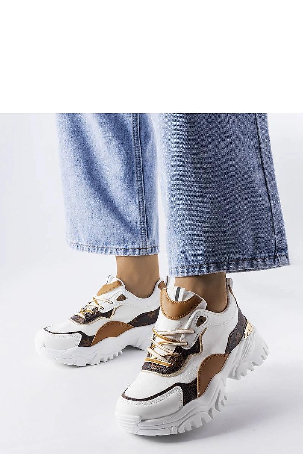   Białe sneakersy na nieregularnej podeszwie Alta - Solea 