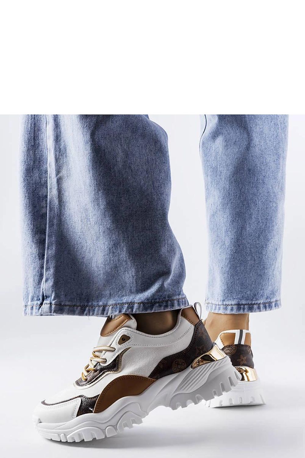   Białe sneakersy na nieregularnej podeszwie Alta - Solea 