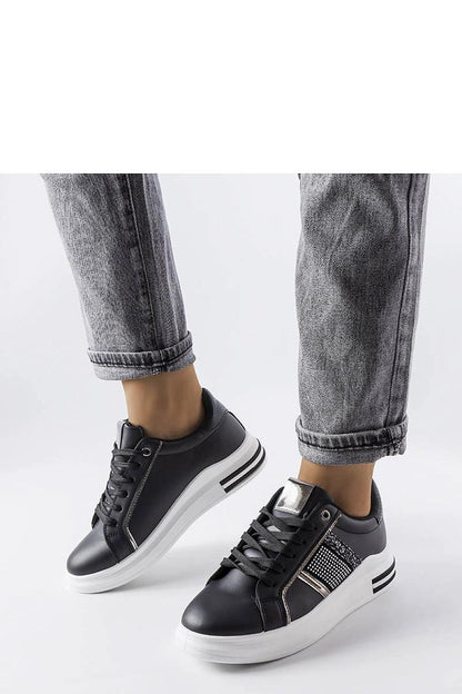   Czarne sneakersy zdobione cyrkoniami Xarles - Solea 