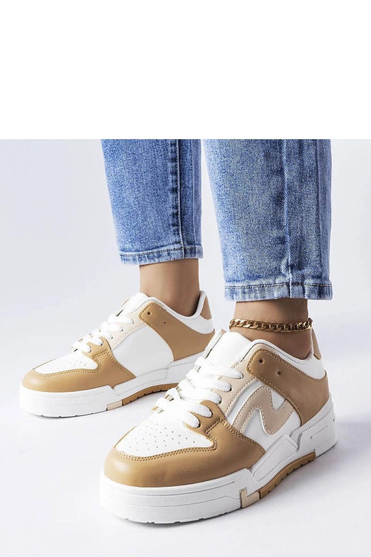   Brązowe buty na grubszej podeszwie Harter - Solea 