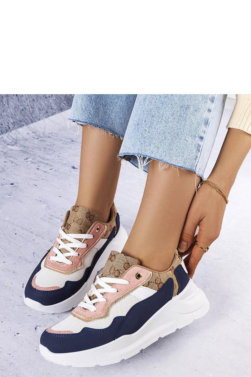   Granatowe sneakersy ze złotym wstawkami Lebrun - Solea 