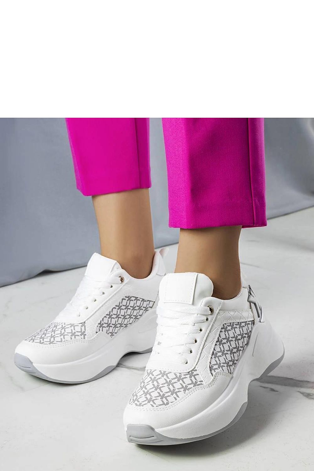   Białe sneakersy z monogramem Margie - Solea 