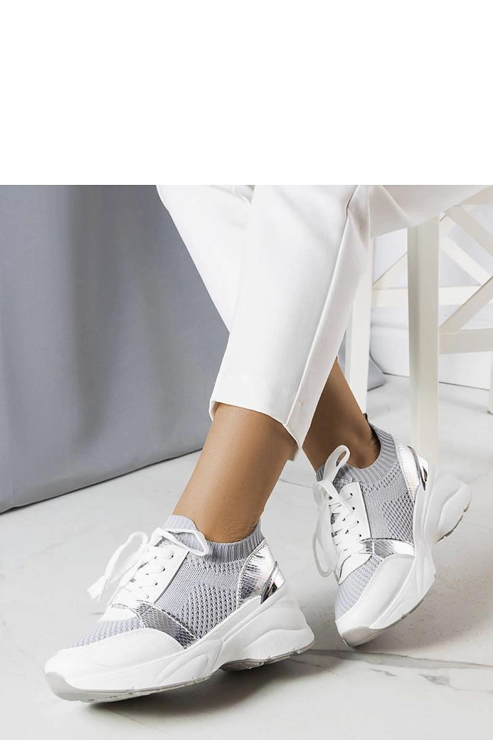   Szare sneakersy na koturnie Ann - Solea 