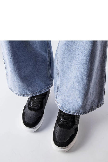   Czarne sneakersy damskie Latoya - Solea 