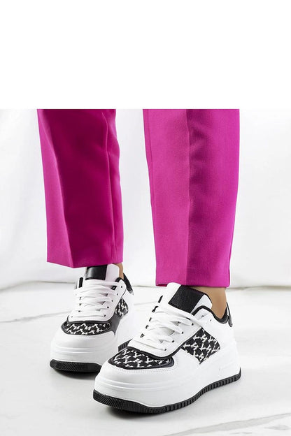   Białe sneakersy na wysokiej podeszwie Valpara - Solea 