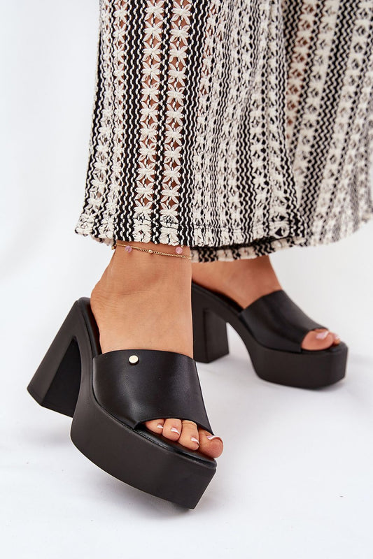  Sandał Klapki Model Tamirella 218-2 Black - Step in style 