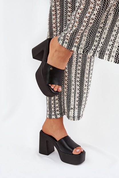  Sandał Klapki Model Tamirella 218-2 Black - Step in style 