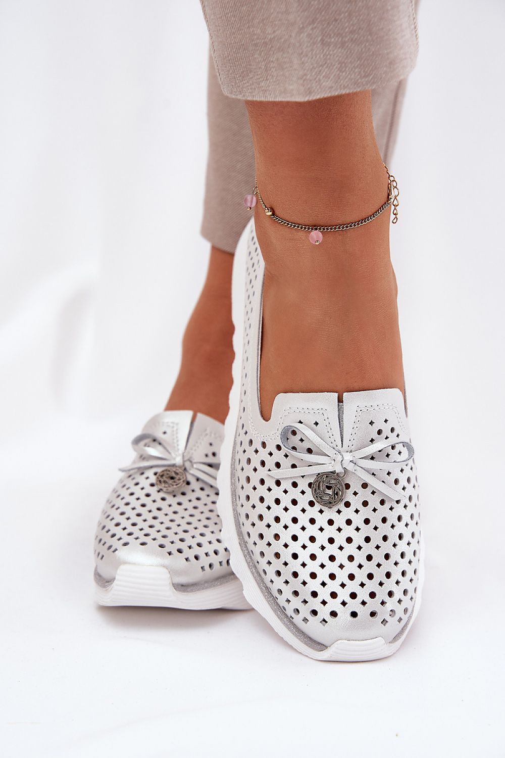   Półbuty Model DA LR51-631 Silver - Step in style 