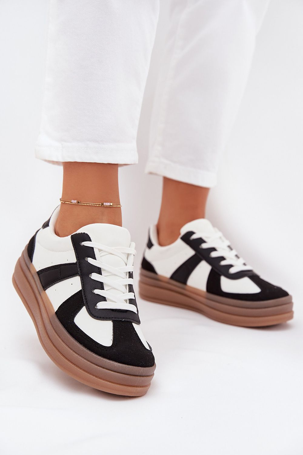   Buty Sportowe Model Sivirae X3032 White/Black - Step in style 