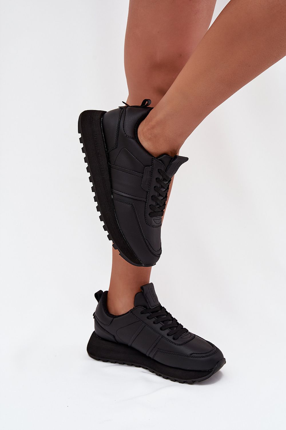   Buty Sportowe Model Big Star OO274573 Hi-Poly System Black - Step in style 