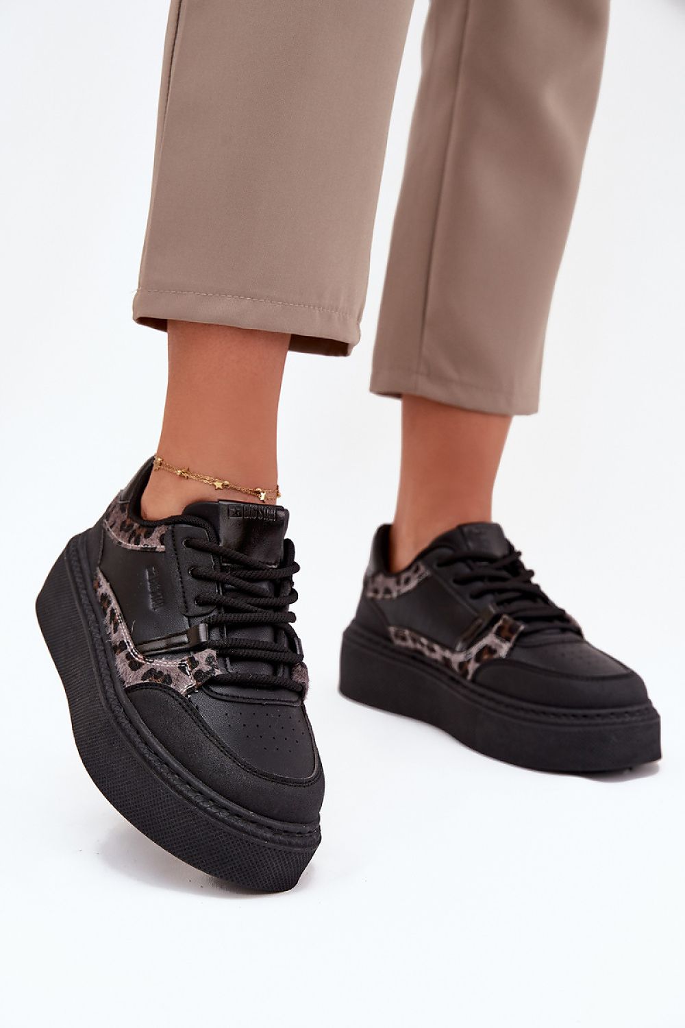   Buty Sportowe Model Big Star SS274358 Panterka/Black - Step in style 