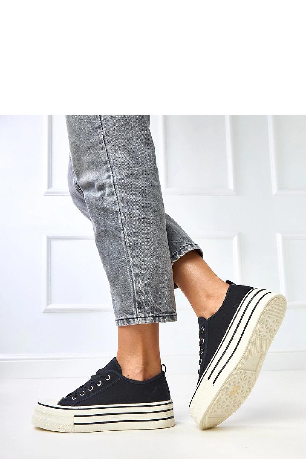   Trampki Model Talah SL8826 Black - Solea 