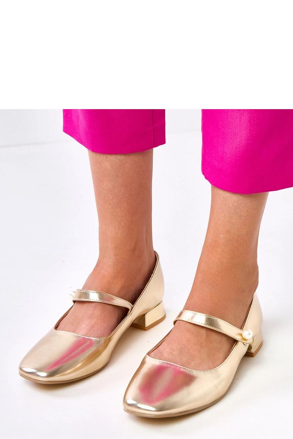   Czółenka Model Alya GG3071-5 Gold - Solea 