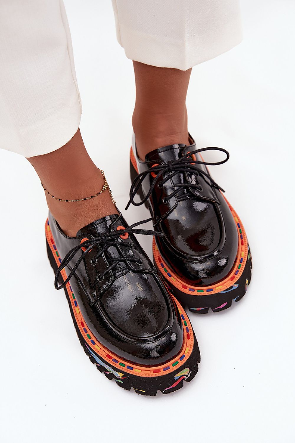   Półbuty Model Artiker 57C0176 Black - Step in style 