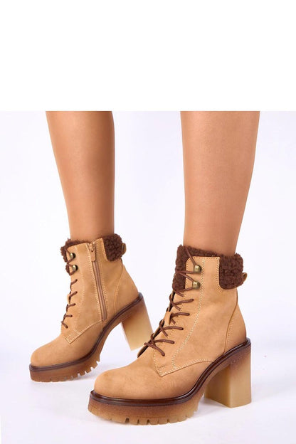   Botki Model Alona M750 Beige - Solea 