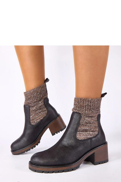   Botki Model Lisa M-789 Black - Solea 