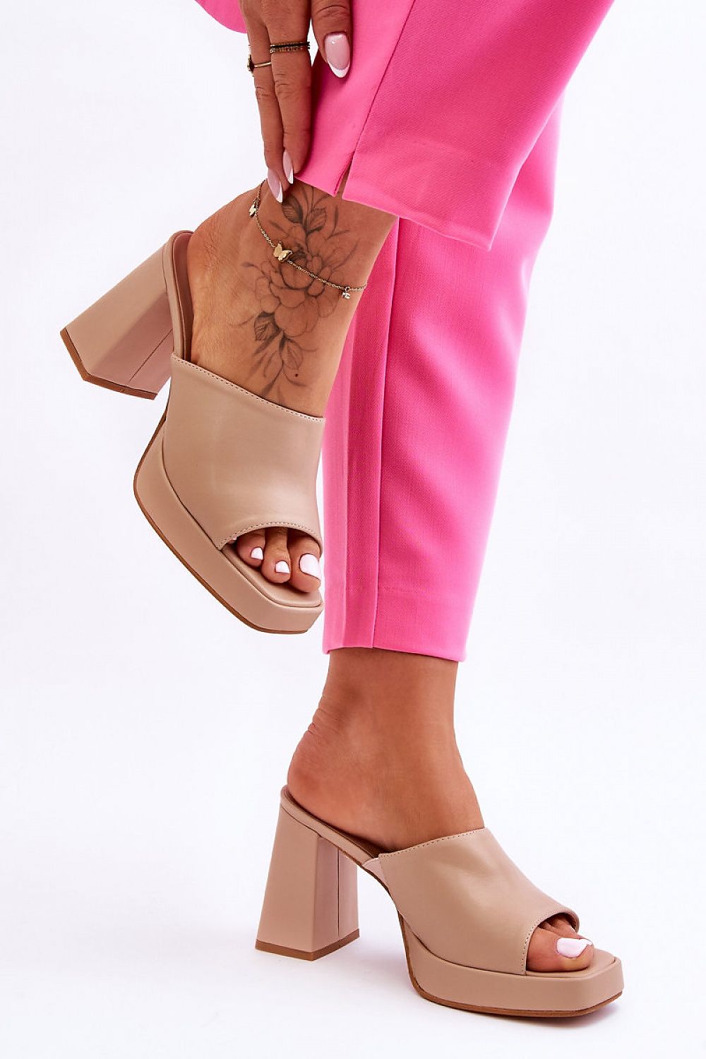  Sandał Klapki Model Livesa M051 Beieg - Step in style 