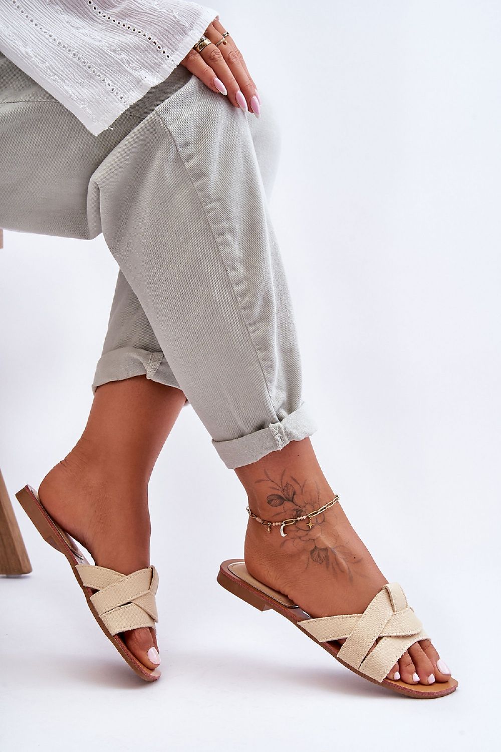  Sandał Klapki Model Aversa W-112 Beige - Step in style 