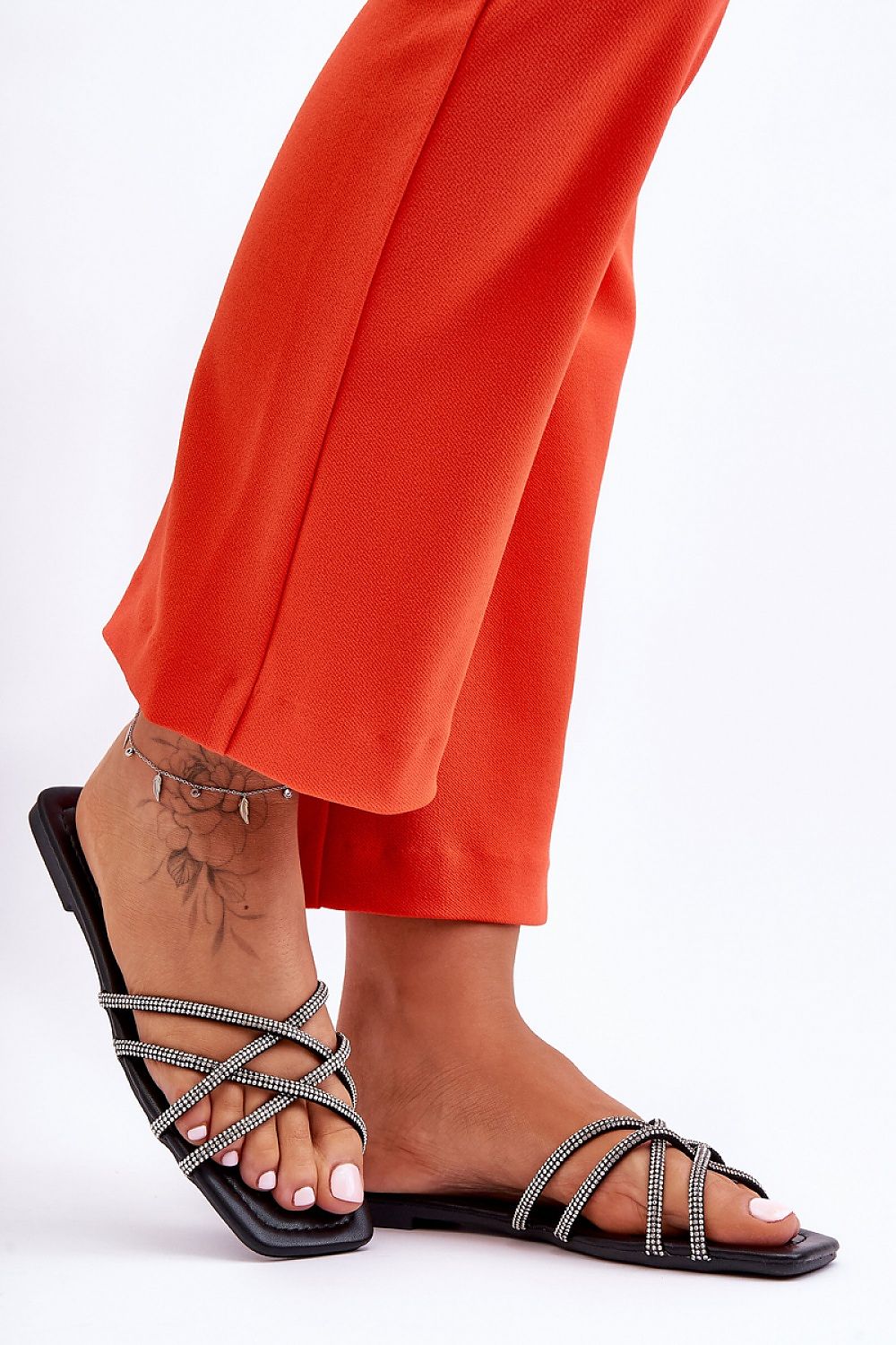  Sandał Klapki Model Leomi 5628-2 CLA-1 Black - Step in style 