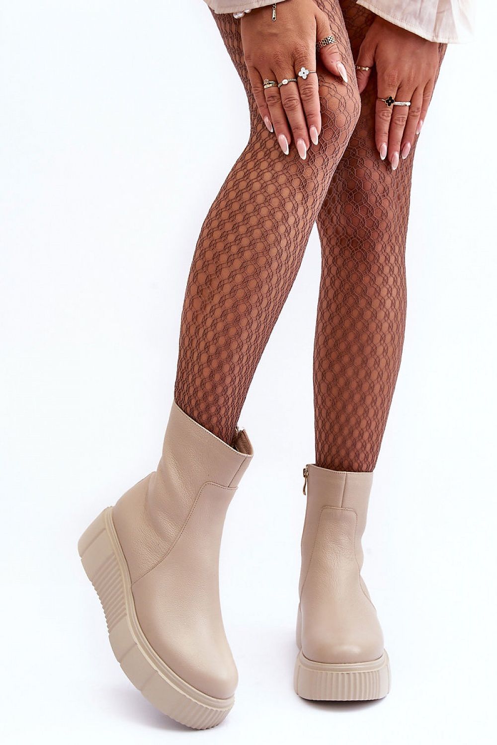   Botki Model Lemar Jenefer 60369 Beige - Step in style 